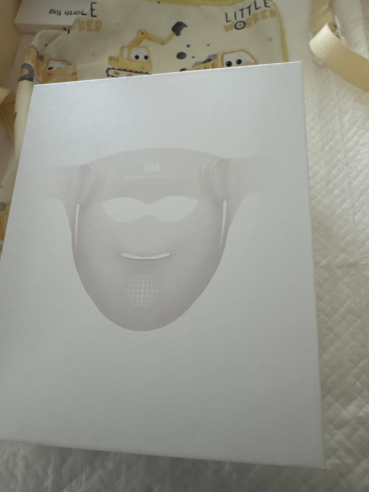 Glow 4D Wireless Red Light Therapy Mask for face - Dual NIR, 320 LEDs, 4 Modes, Under-Eye Cooling, Cordless & Rechargeable LED Face Mask customer photo 2