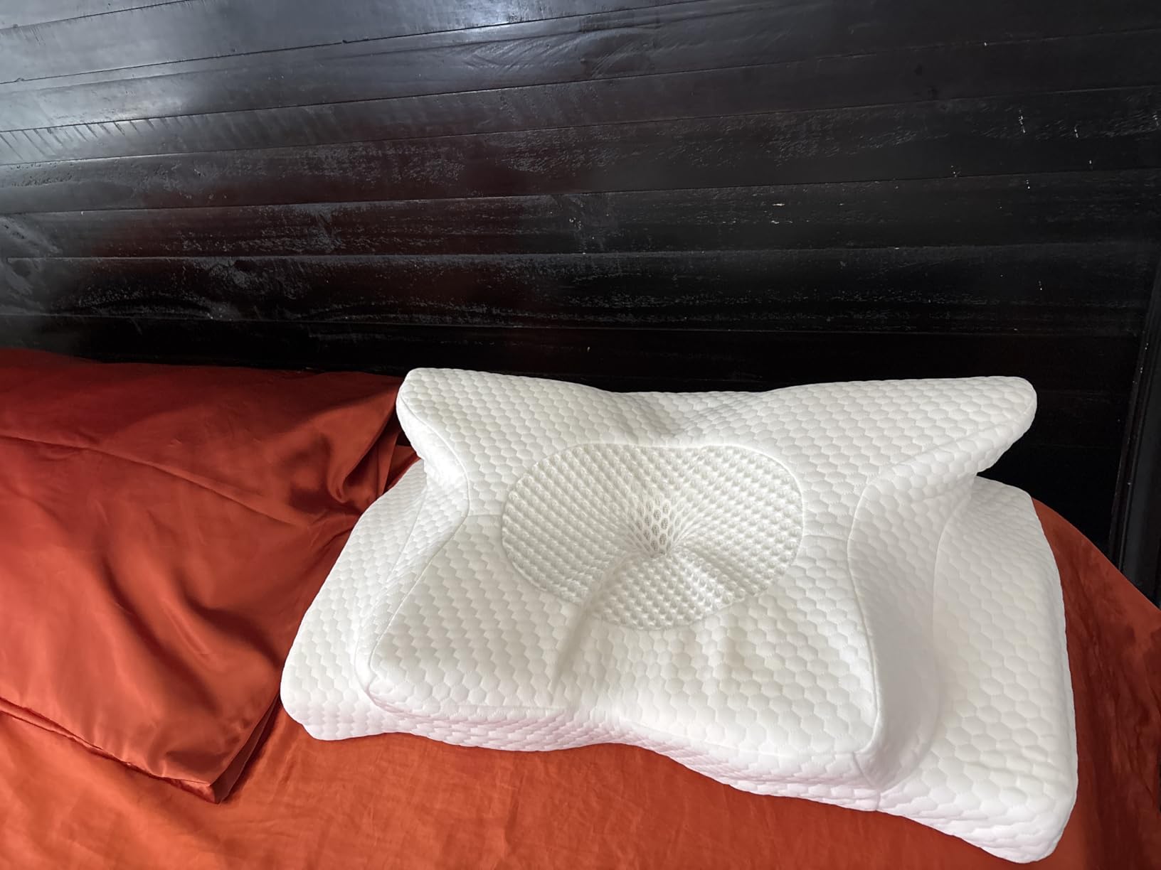 Sleep Doctor Approved Cervical Neck Pillow for Sleeping, Ergonomic Contour Side Sleeper Pillows for Adults, Cooling Orthopedic Pillow for Pain Relief Support customer photo 2