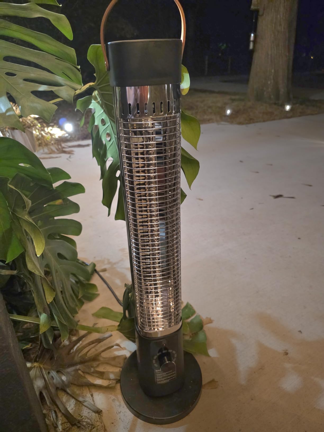 Patio Heater for Outdoor Use, Infrared Electric Outdoor Heater, 1500W Instant Heating, 60-Degree Oscillation, 9 Heat Levels, 9H Timer, Remote, for Garage, Backyard, Large Room, Indoor, 32.2 customer photo 1