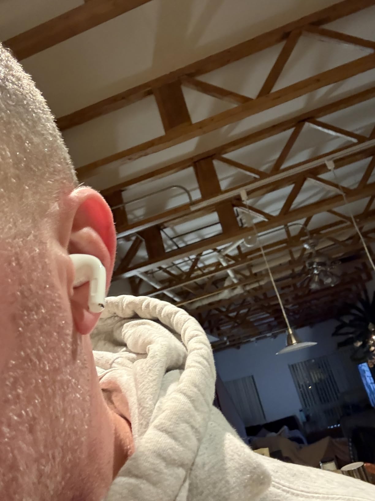 AirPods Pro 3 Wireless Earbuds, Active Noise Cancellation, Live Translation, Heart Rate Sensing, Hearing Aid Feature, Bluetooth Headphones, Spatial Audio, High-Fidelity Sound, USB-C Charging customer photo 2