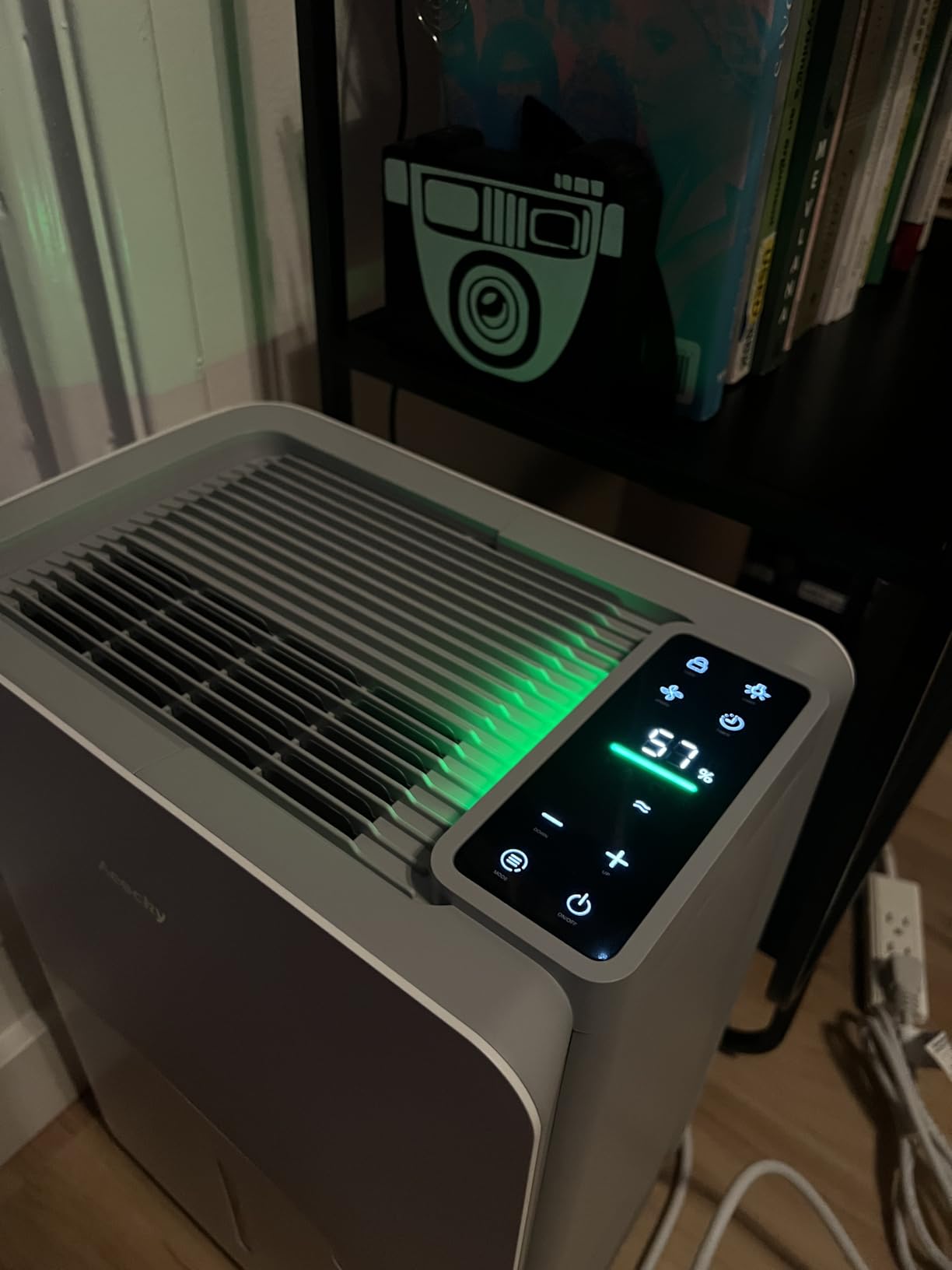 AEOCKY 50 Pint/Day Compressor Dehumidifier, 3500Sq.Ft for Basement, Home, Bedroom, Bathroom, with Drain Hose, 0.8 Gallon Water Tank Capacity, Intelligent Humidistat, Quiet customer photo 1