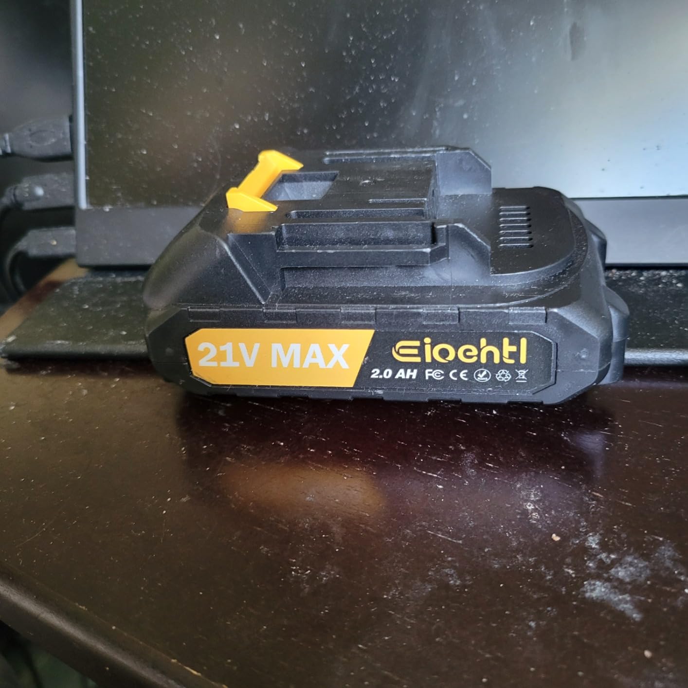Brushless Cordless Reciprocating Saw - 3300 SPM, Dual 21V 4.0Ah Batteries & Fast Charger, 8-Piece Bi-Metal/Wood Blade Kit, Low-Noise Lightweight for Wood, Metal, PVC & Pruning (Carry Case Set) customer photo 2