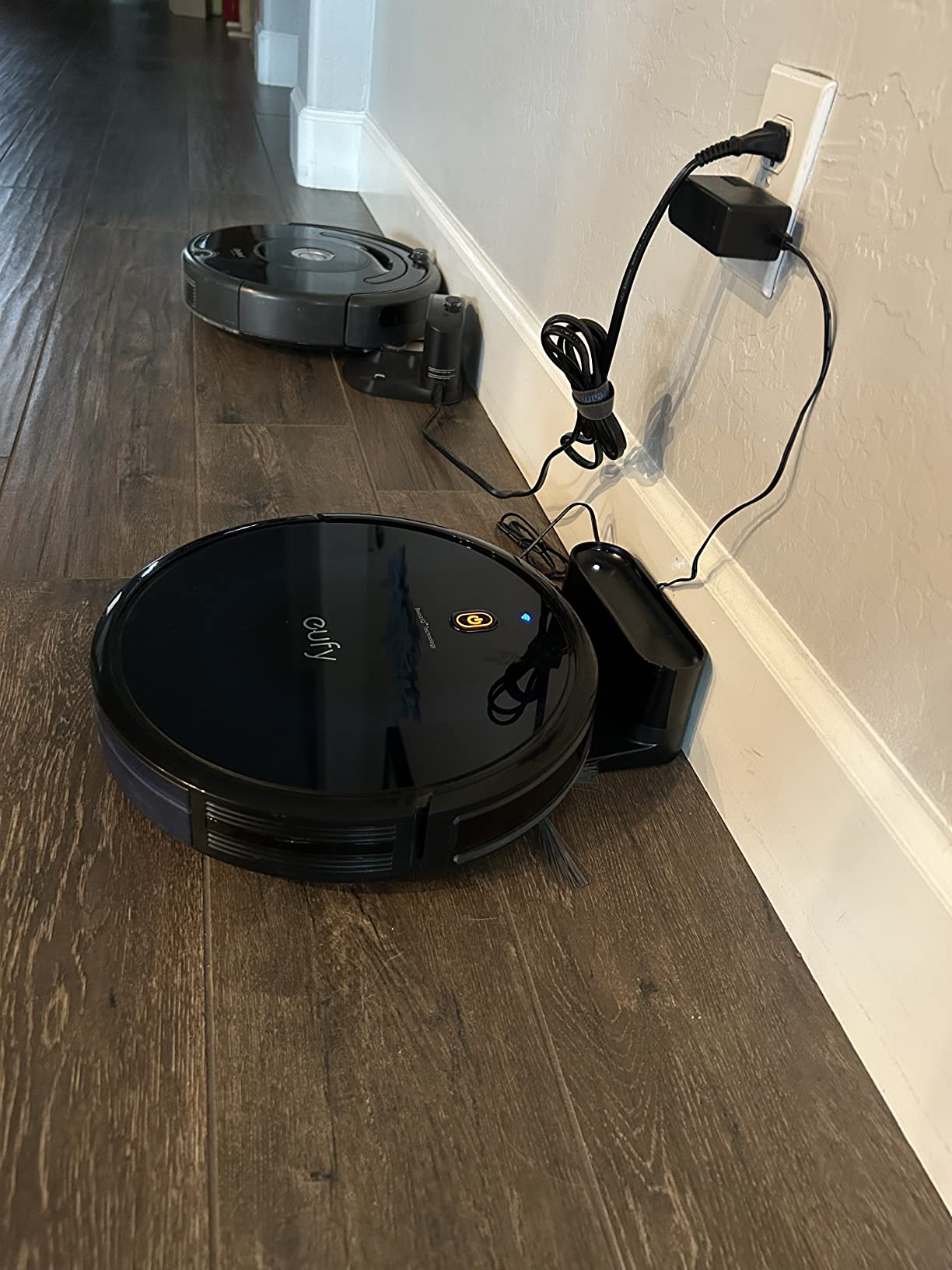 Eufy Robot Vacuum Omni C20, Robot Vacuum and Mop Combo, Self Emptying, Auto Mop Washing and Auto Drying for Hands-Free Cleaning, 7000 Pa Powerful Suction (Renewed Acceptable) customer photo 2