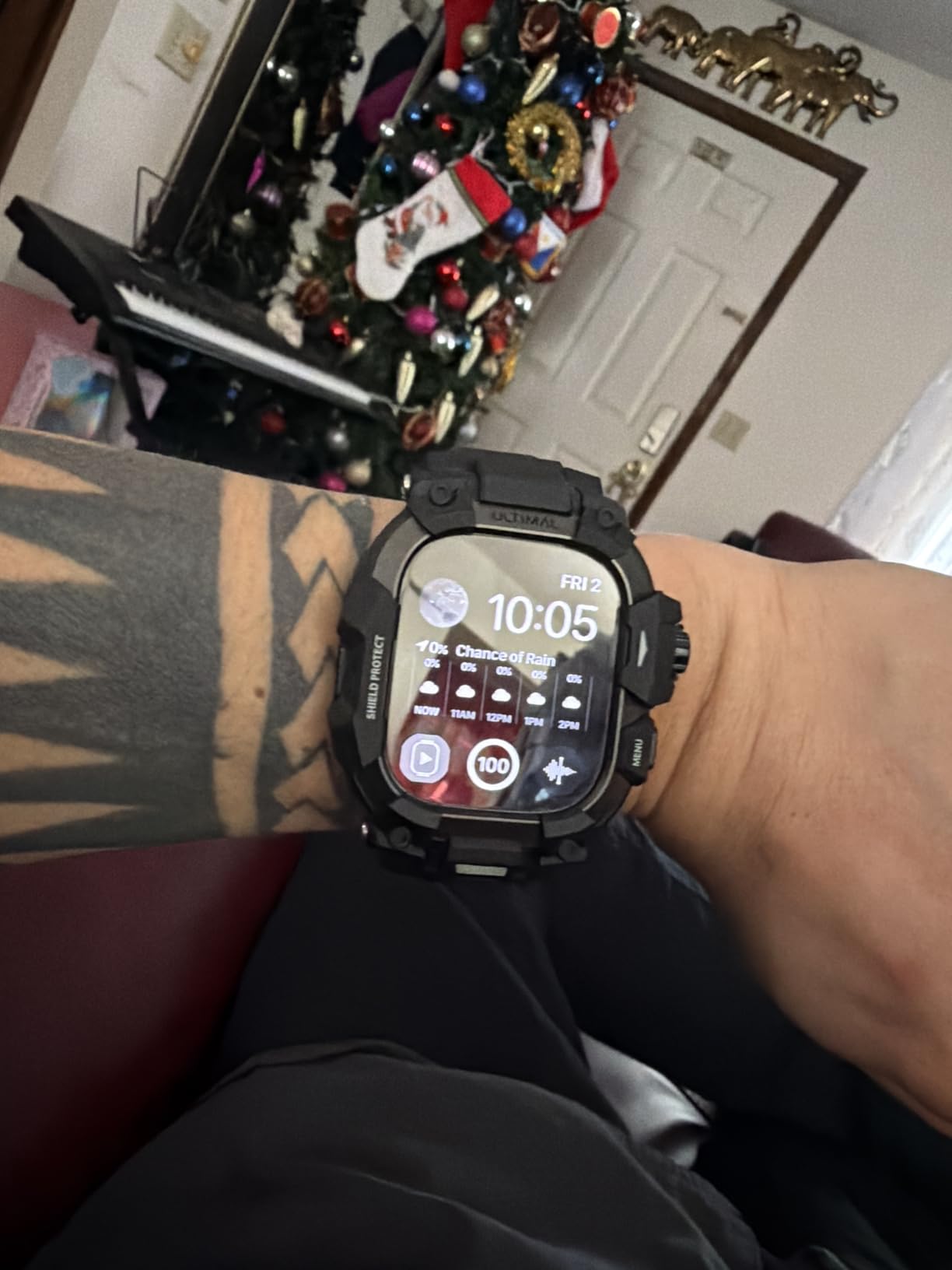 Apple Watch Ultra 3 [GPS + Cellular, 49mm] Black Titanium Case with Black/Charcoal Trail Loop, M/L (Renewed) customer photo 2