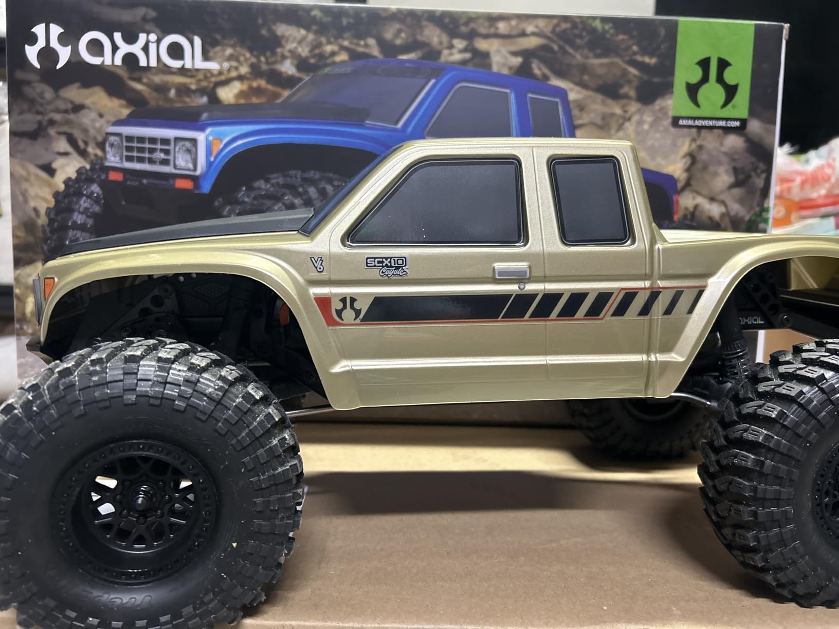 Axial RC Truck SCX10III Coyote: 1/10 4WD RTR with Battery and Charger, Brushed Rock Crawler, Gold, AXI-3071 customer photo 1