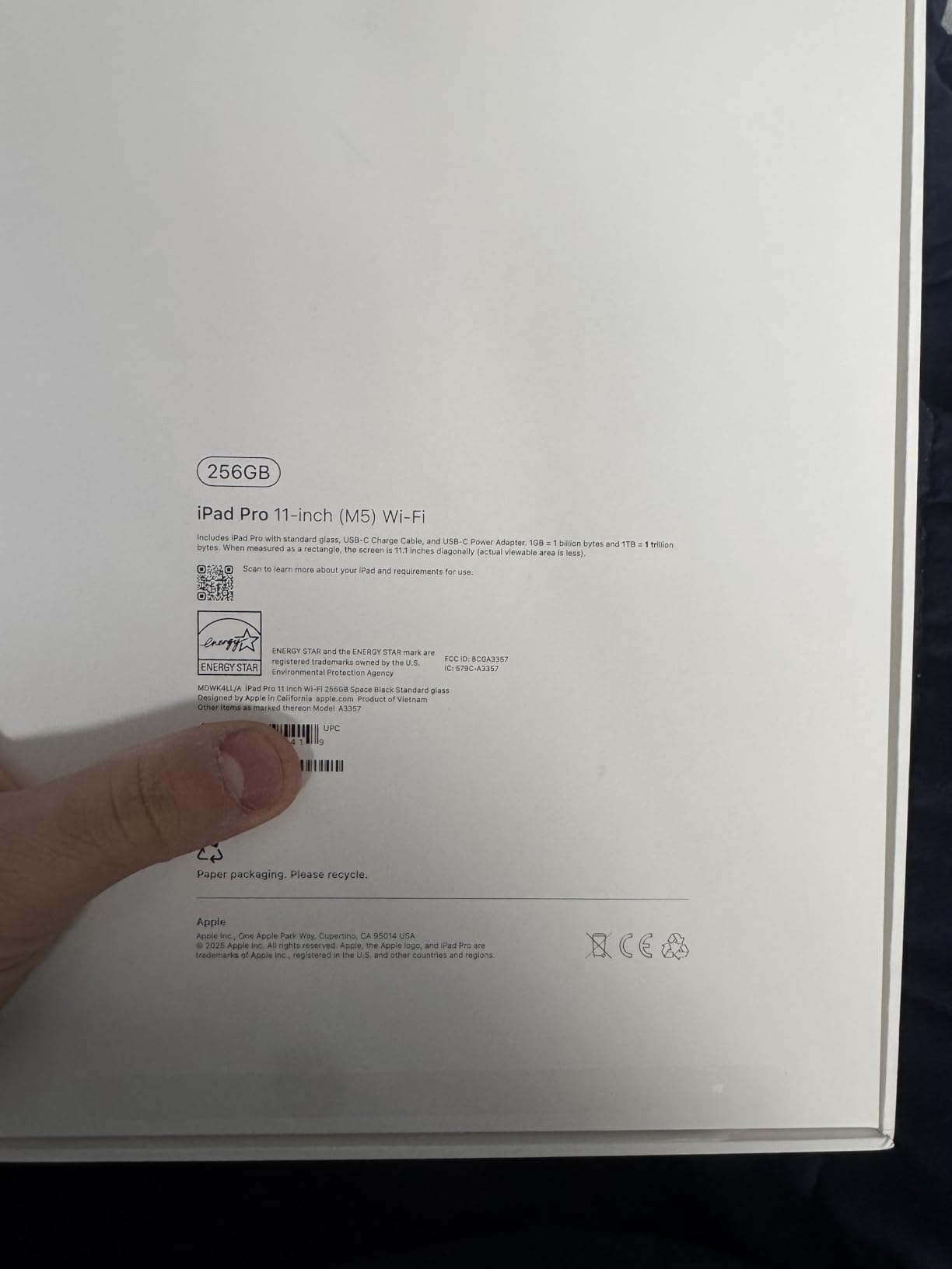 iPad Pro 11-inch (M5): Ultra Retina XDR Display, 256GB, Landscape 12MP Front Camera/12MP Back Camera, LiDAR Scanner, Wi-Fi 7 with Apple N1, Face ID, All-Day Battery Life - Space Black customer photo 1
