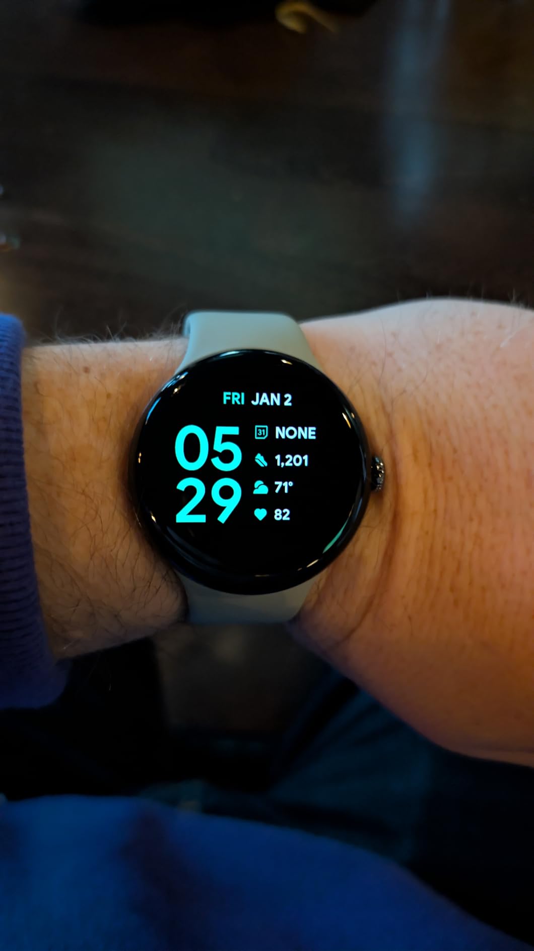 Google Pixel Watch 3 (45mm) 2024 Model - Android Smartwatch, Heart Rate Tracking, Fitbit Advanced Running, Fitness Insights, 24-Hour Battery - Matte Hazel Aluminum Case - Hazel Band - Wi-Fi (Renewed) customer photo 2