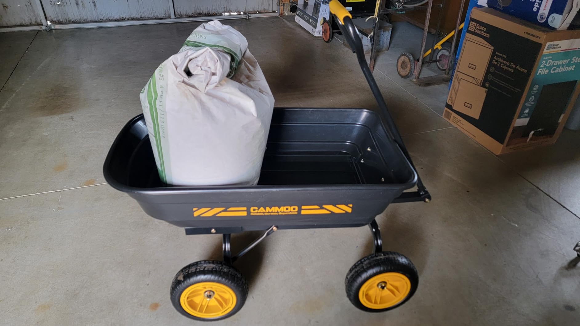 10-in NO-FLAT TIRES 600lb Heavy-Duty Garden Dump Cart 4 Cu.Ft. Utility Wagon with Quick-Release Dumping & Prime Grade 100% Virgin Polypropylene - Not Recycled Material for Landscaping Gardening customer photo 1