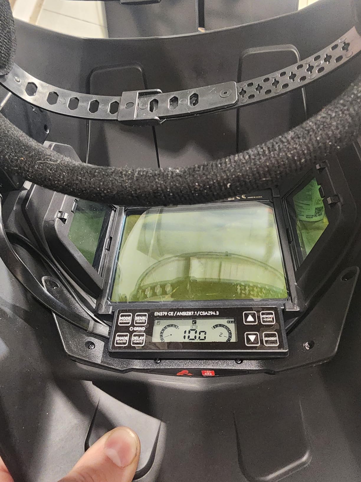 ARCCAPTAIN Intelligent Auto-Shade Welding Helmet, 180 Panoramic Auto-Darkening Hood with Internal Display, True Color 1/1/1/1, Memory & Gradient, Built-in LED Light for TIG/MIG/Stick/Cut/Grind customer photo 1