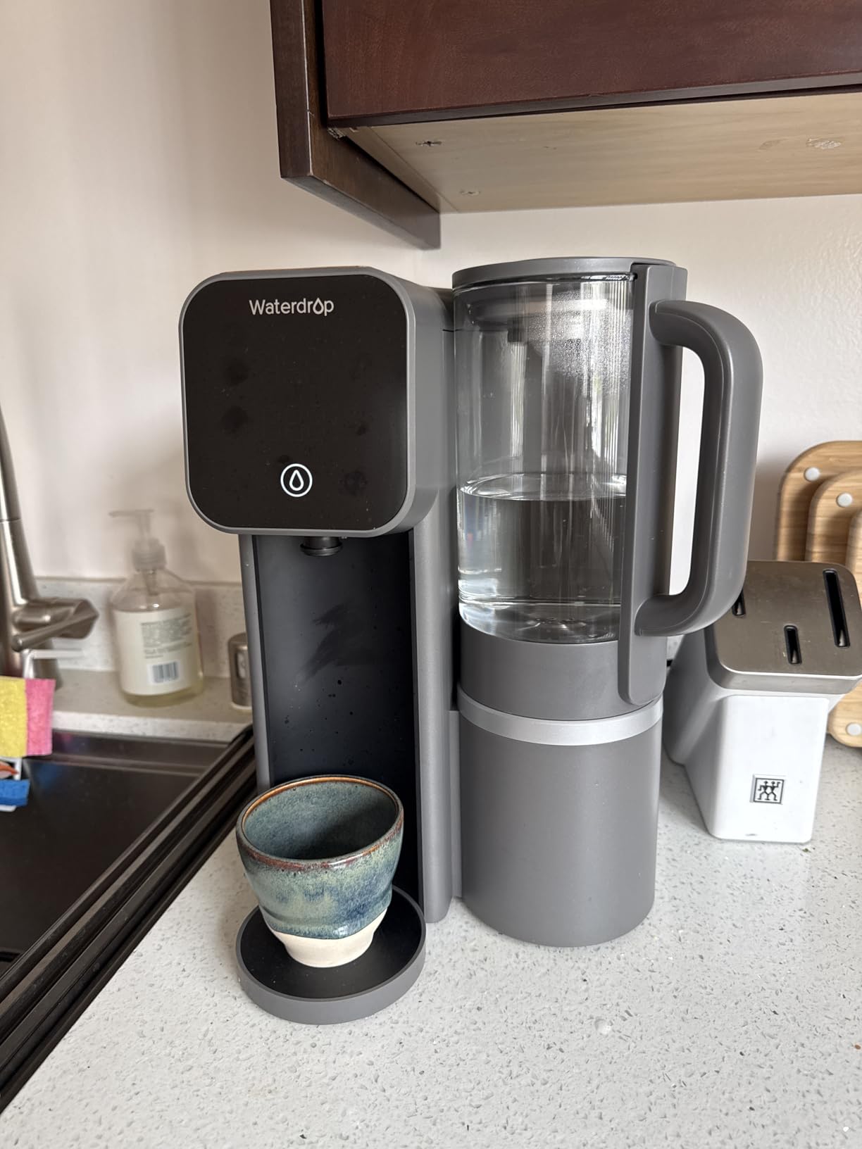 Waterdrop WD-M6H Instant Hot Reverse Osmosis System Countertop Water Filter, 7-Stage, 3:1 Pure to Drain, Hot Water Dispenser with 5 Temperature Options, RO System with Glass Pitcher, BPA-Free customer photo 1