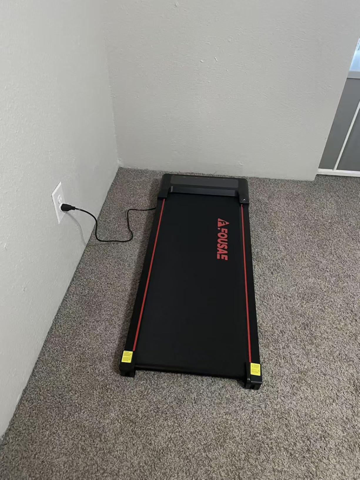Walking Pad with 10% Incline Treadmills for Home, 4 in 1 6.2MPH Walking Pad Under Desk Treadmill with Full Screen LED Display, 2.75HP Brushless Drive, 12 HIIT Programs, 350 LBS Weight Capacity customer photo 1