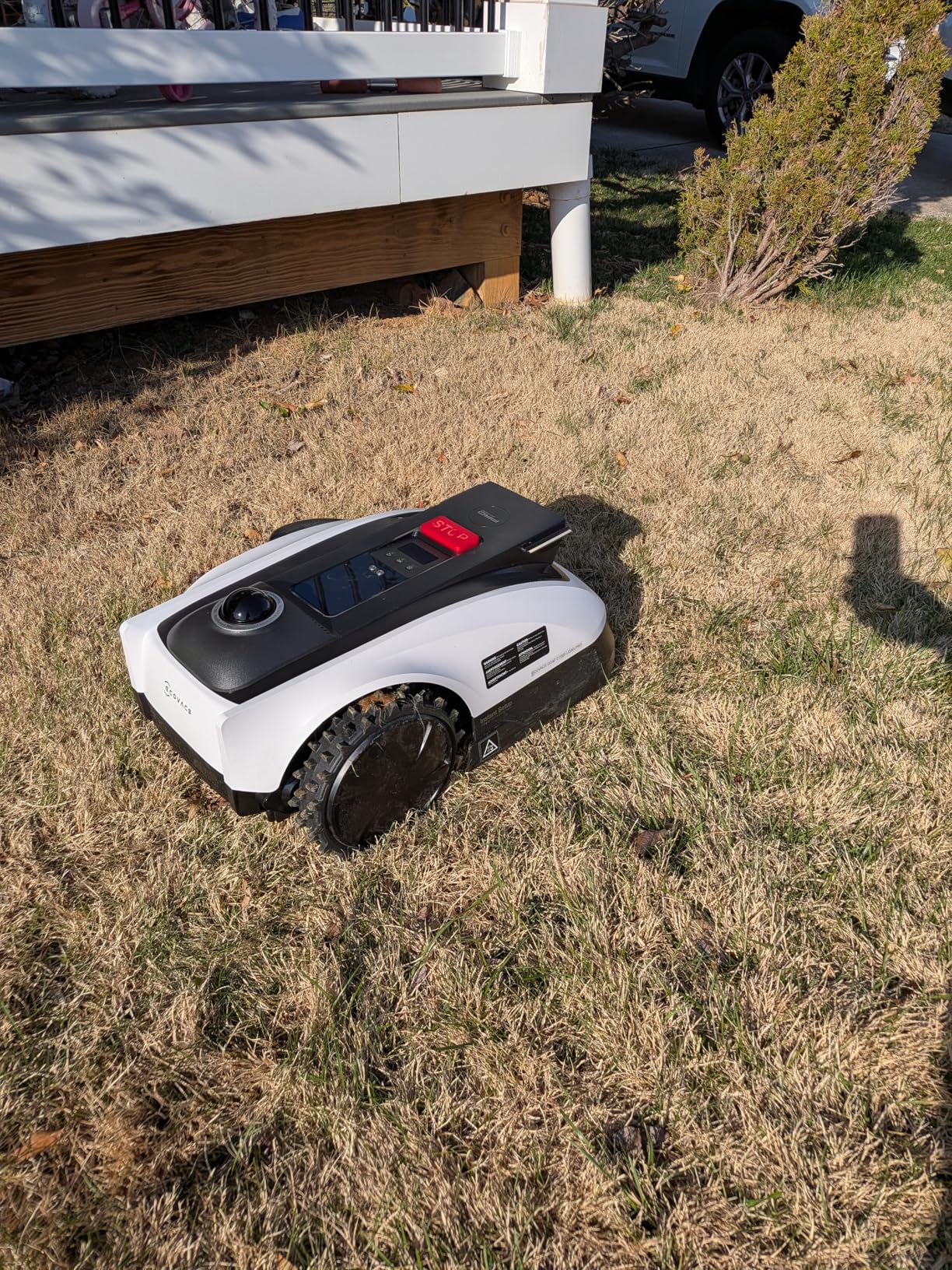 ECOVACS Goat O1000 LiDAR PRO Robot Lawn Mower, Wire-Free Mapping with LiDAR Navigation, AI Obstacle Avoidance, Smart Edge Mowing, App Control, for Lawns Up to 1/4 Acre customer photo 1