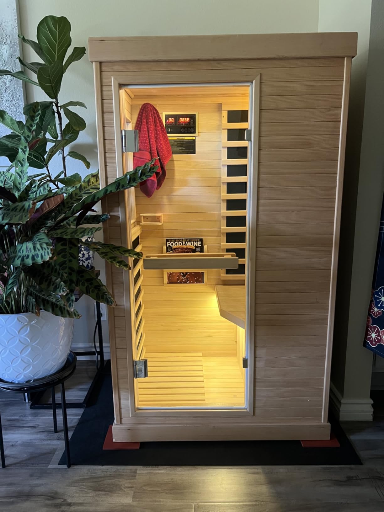 PAETA Infrared Sauna | 1-Person Indoor Dry Sauna with 5 Carbon Heaters | Fast & Even Heating Low EMF | Bluetooth & Chromotherapy for Home Sauna customer photo 1