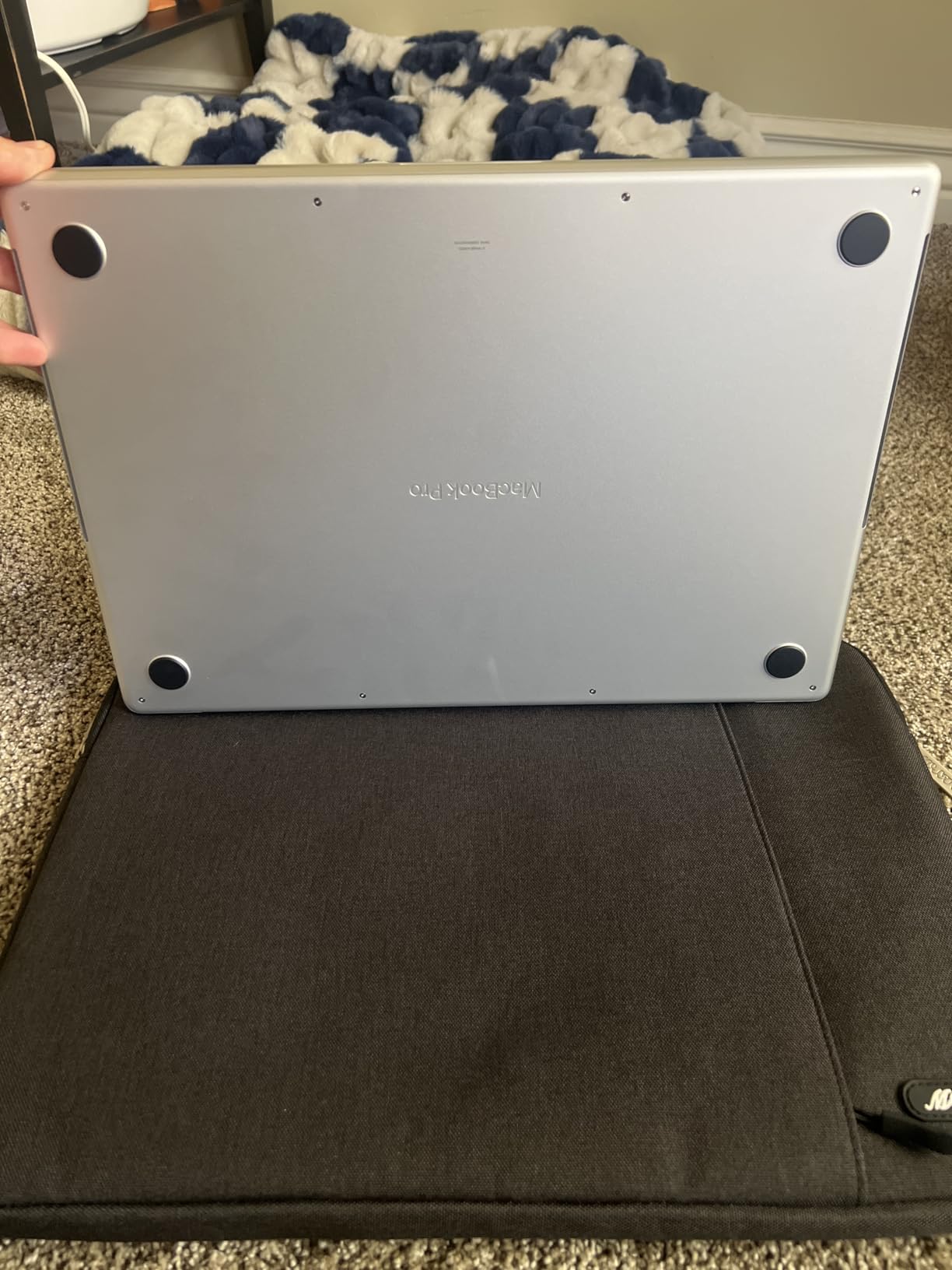 2026 MacBook Pro Laptop with Apple M5 Pro chip with 18-core CPU and 20-core GPU: Built for AI, 16.2-inch Liquid Retina XDR Display, 24GB Unified Memory, 1TB SSD, Wi-Fi 7; Space Black customer photo 1