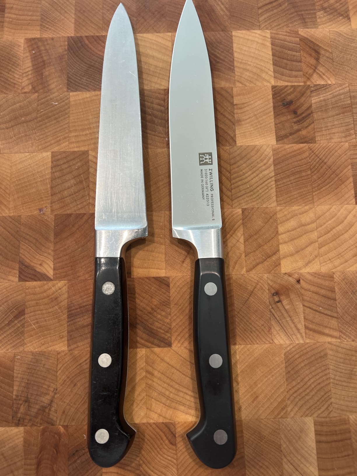 Zwilling Professional S J.A Henckels 3 Piece Knives Set, Black/Stainless Steel (35602-000-0) customer photo 2