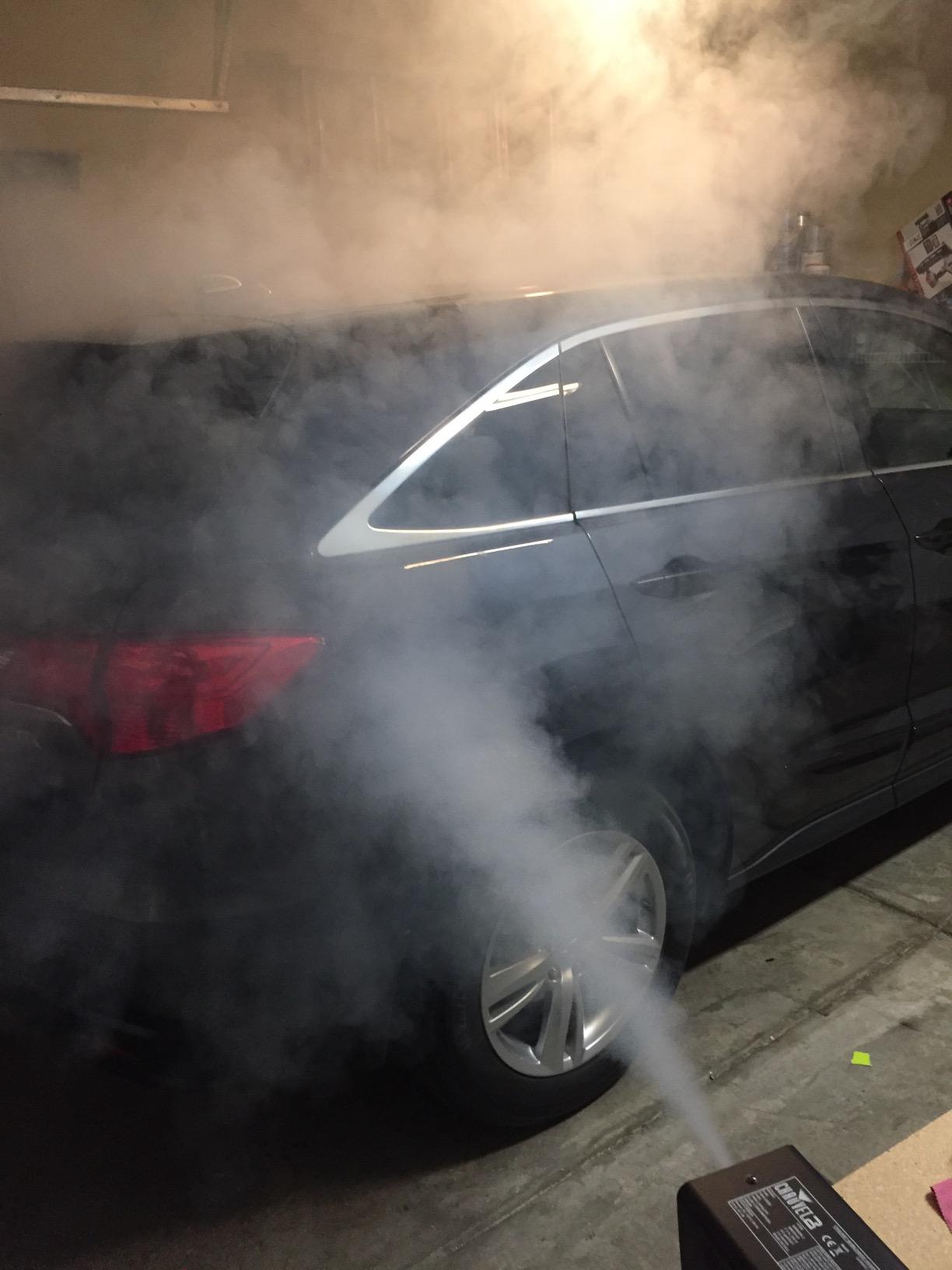 Chauvet Hurricane 1800 FLEX Fogger with Remote customer photo 2