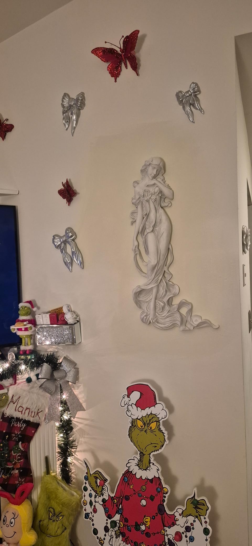 Design Toscano Flora: Divine Patroness of Gardens Statue customer photo 1