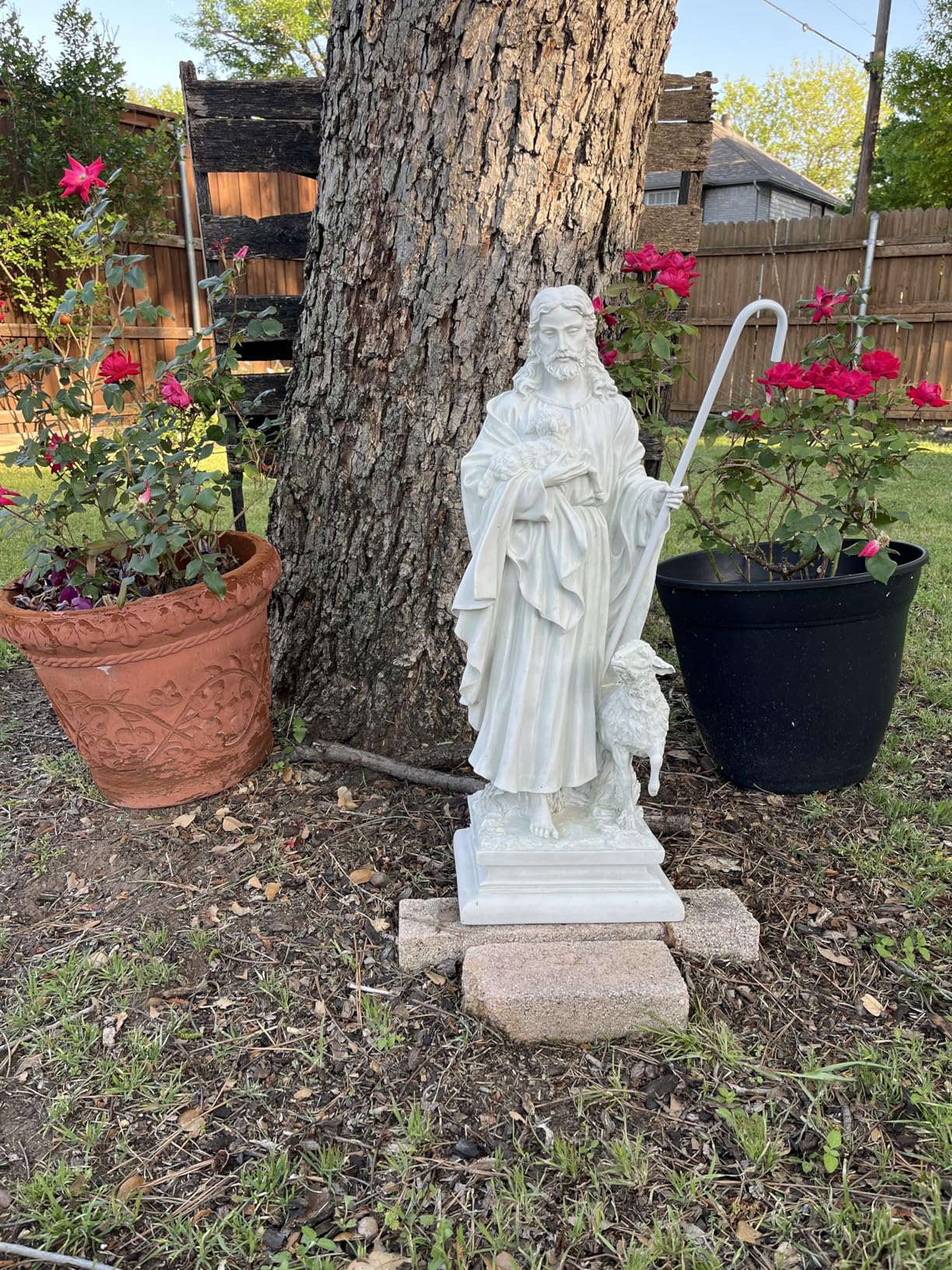 Design Toscano Jesus, The Good Shepherd Garden Statue: Large customer photo 1