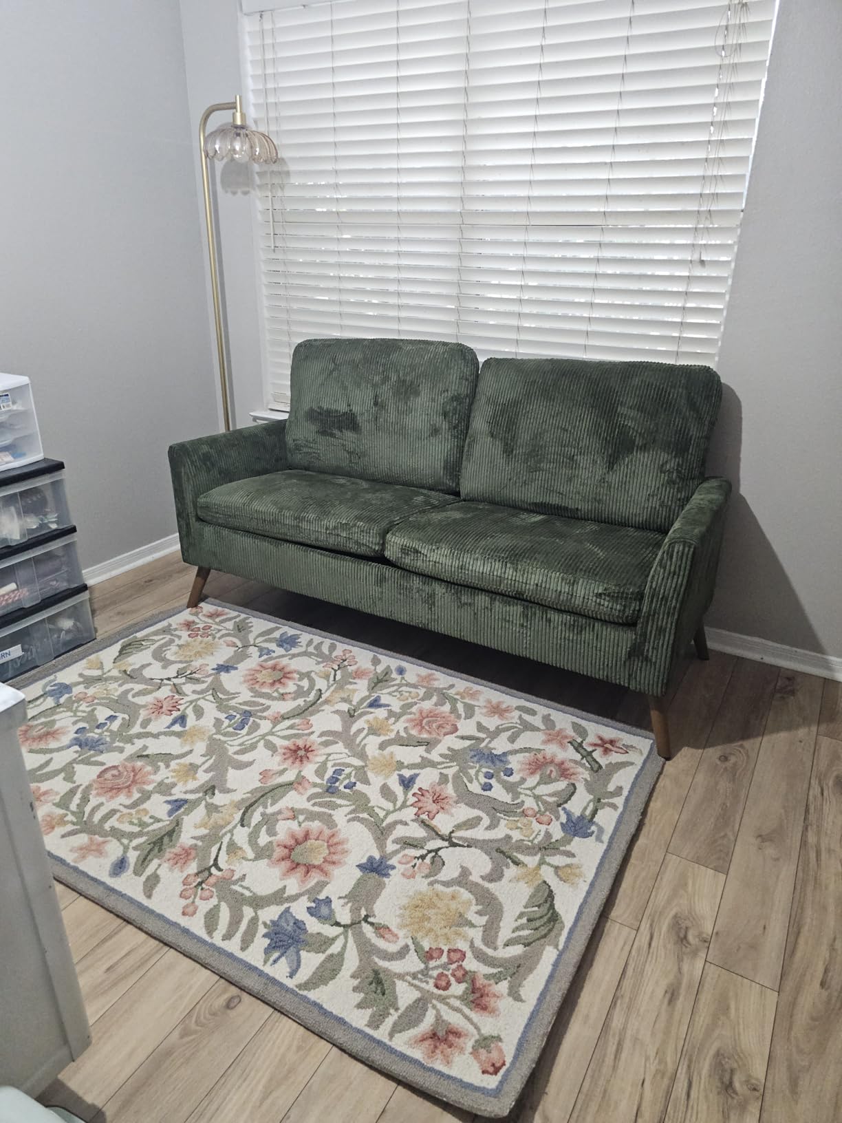 SAFAVIEH Chelsea Collection Area Rug - 9' x 12', Ivory, Hand-Hooked French Country Wool, Ideal for High Traffic Areas in Living Room, Bedroom (HK248A) customer photo 1