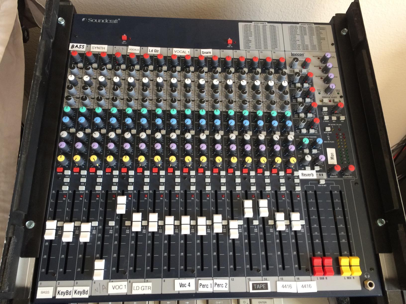 Soundcraft FX16ii Professional Compact Recording/Live Lexicon Effects Mixer customer photo 1