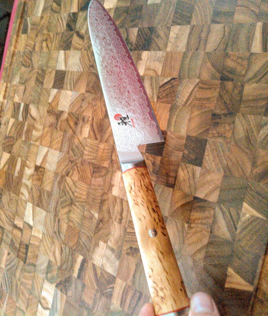 Miyabi Birchwood SG2 Japanese Chef's Knife, 8-inch, Chef's Kitchen Knife, Karelian Birch Handle, 101-Layer Flower Damascus Pattern, Handcrafted in Seki, Japan customer photo 1