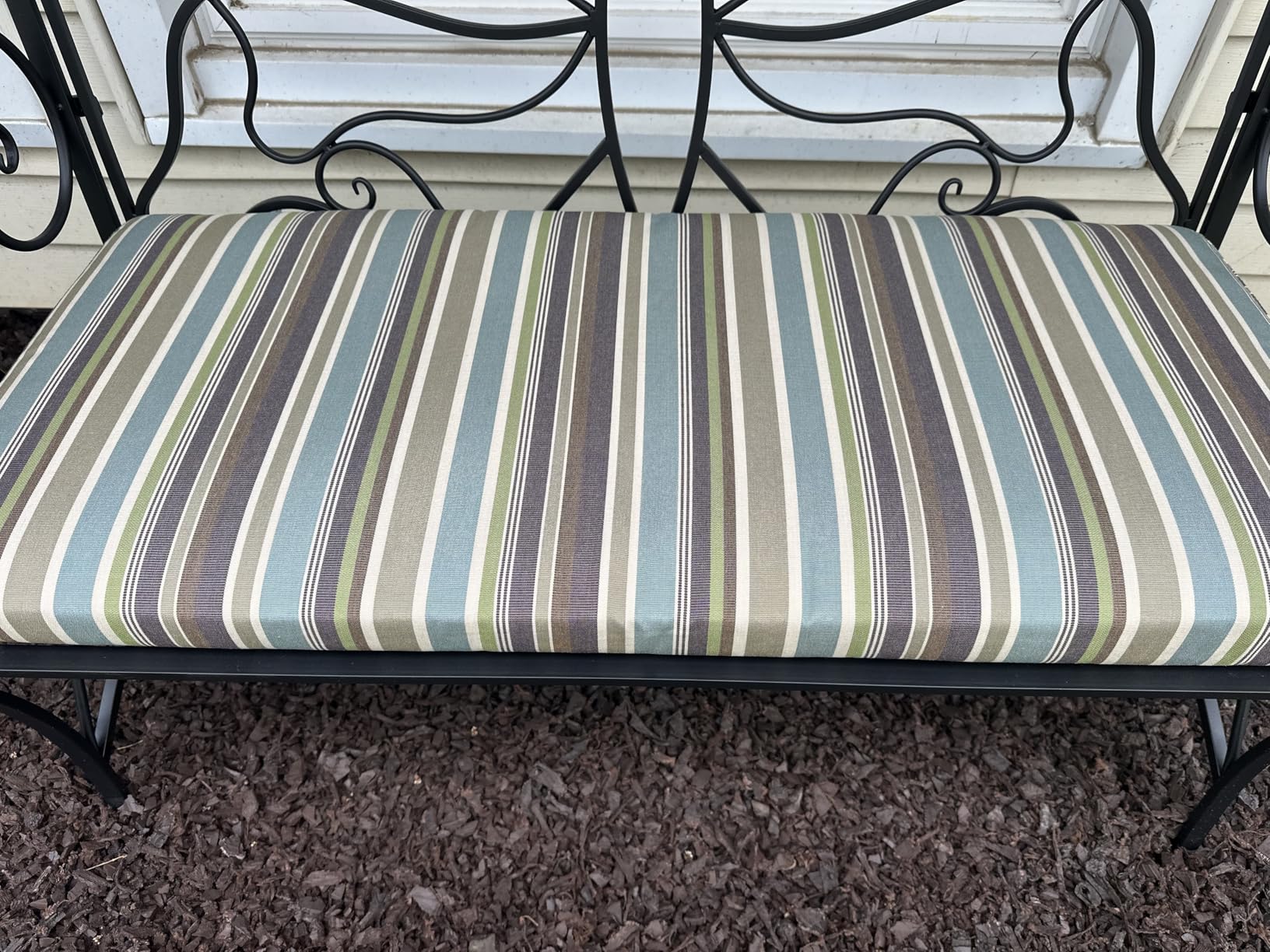 Cushion Source 39