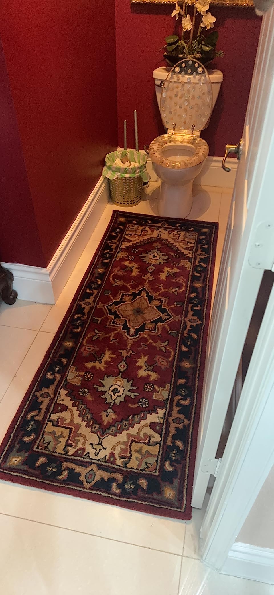 SAFAVIEH Heritage Collection Runner Rug - 2'3