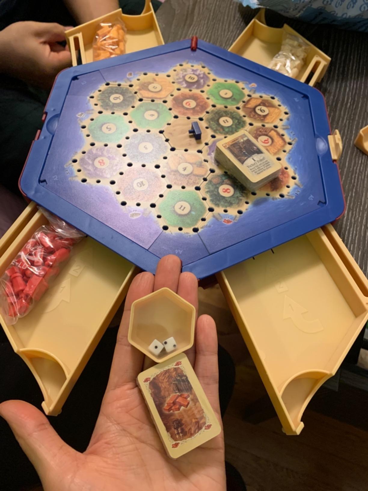 CATAN Traveler COMPACT EDITION Board Game - Settle, Trade, and Build on the Go! Strategy Game, Family Game for Kids and Adults, Ages 10+, 2-4 Players, 60 Minute Playtime, Made by CATAN Studio customer photo 2
