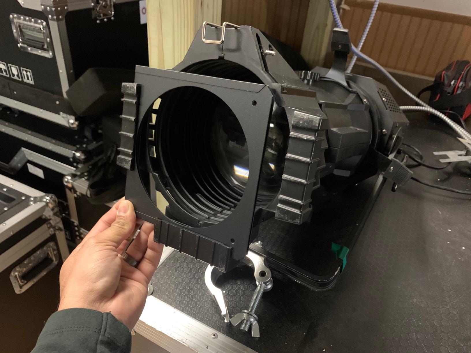 Monoprice COB LED Ellipsoidal - White, Interchangeable Lens, Manual Focus - Stage Right Series customer photo 2