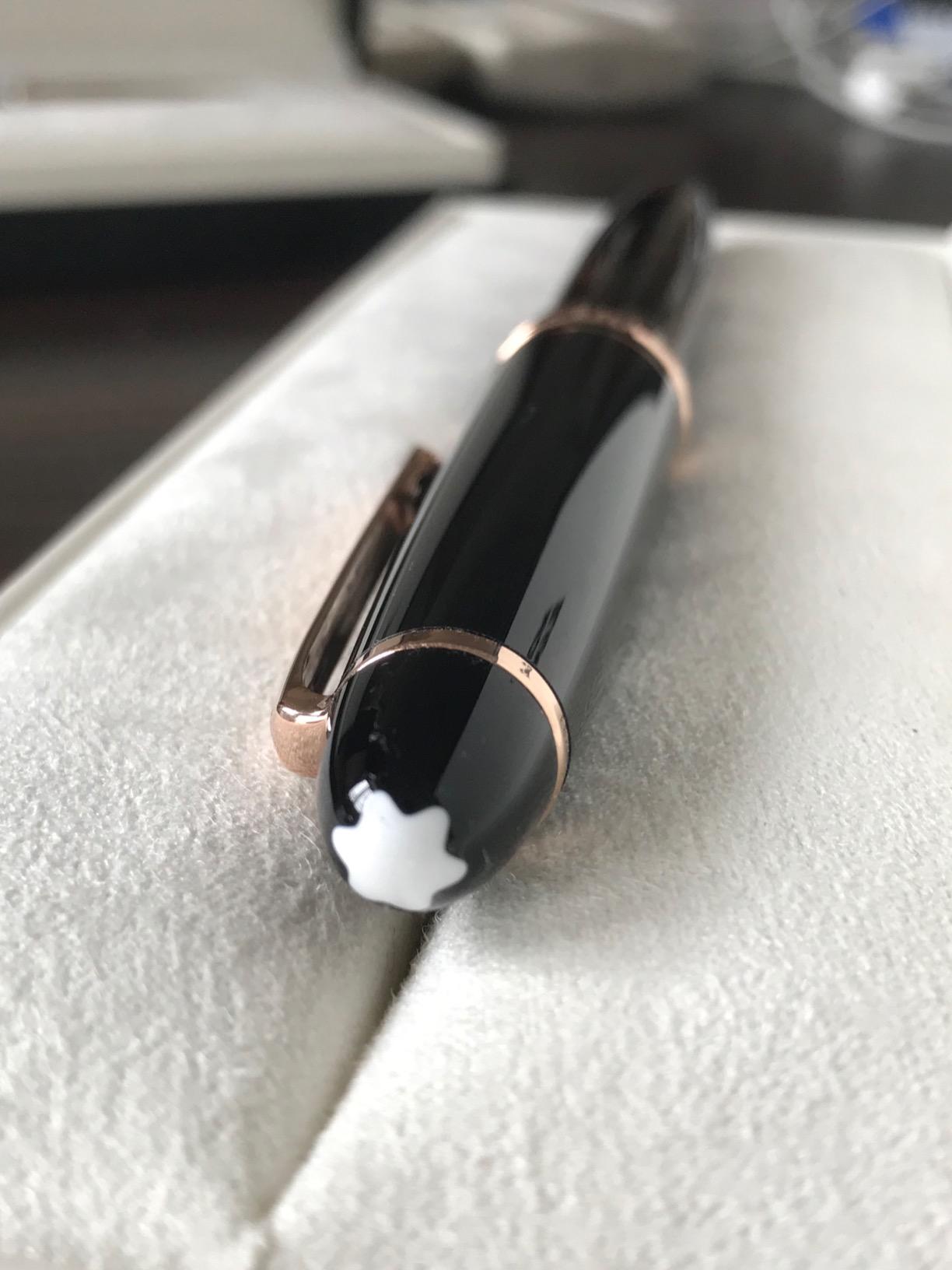 Montblanc Meisterstuck Legrand Rose Gold Rollerball Pen 112672 customer photo 2