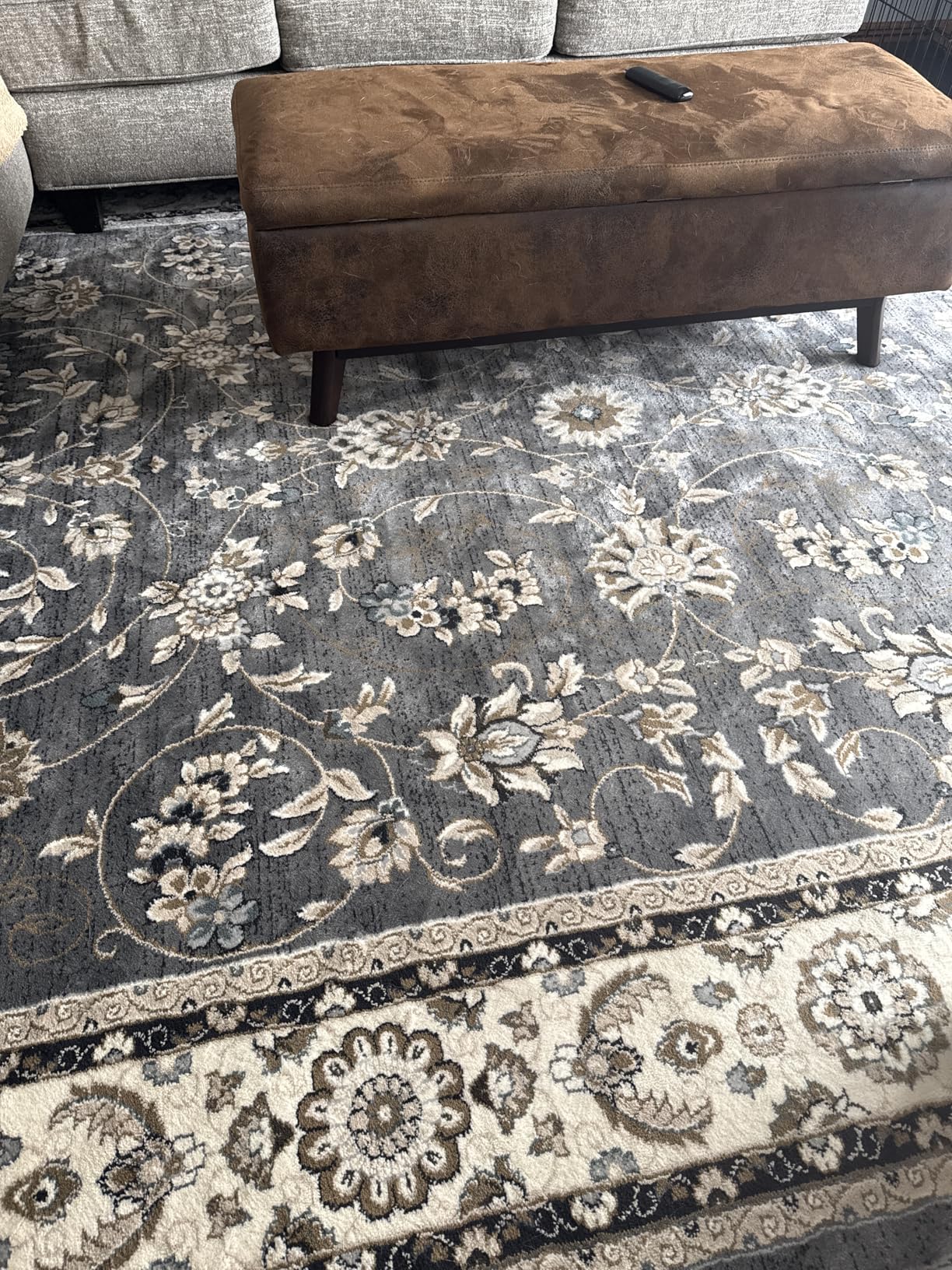 Lyndhurst Collection Area Rug - 8' x 10', Grey & Cream, Traditional Oriental Design, Non-Shedding & Easy Care customer photo 1