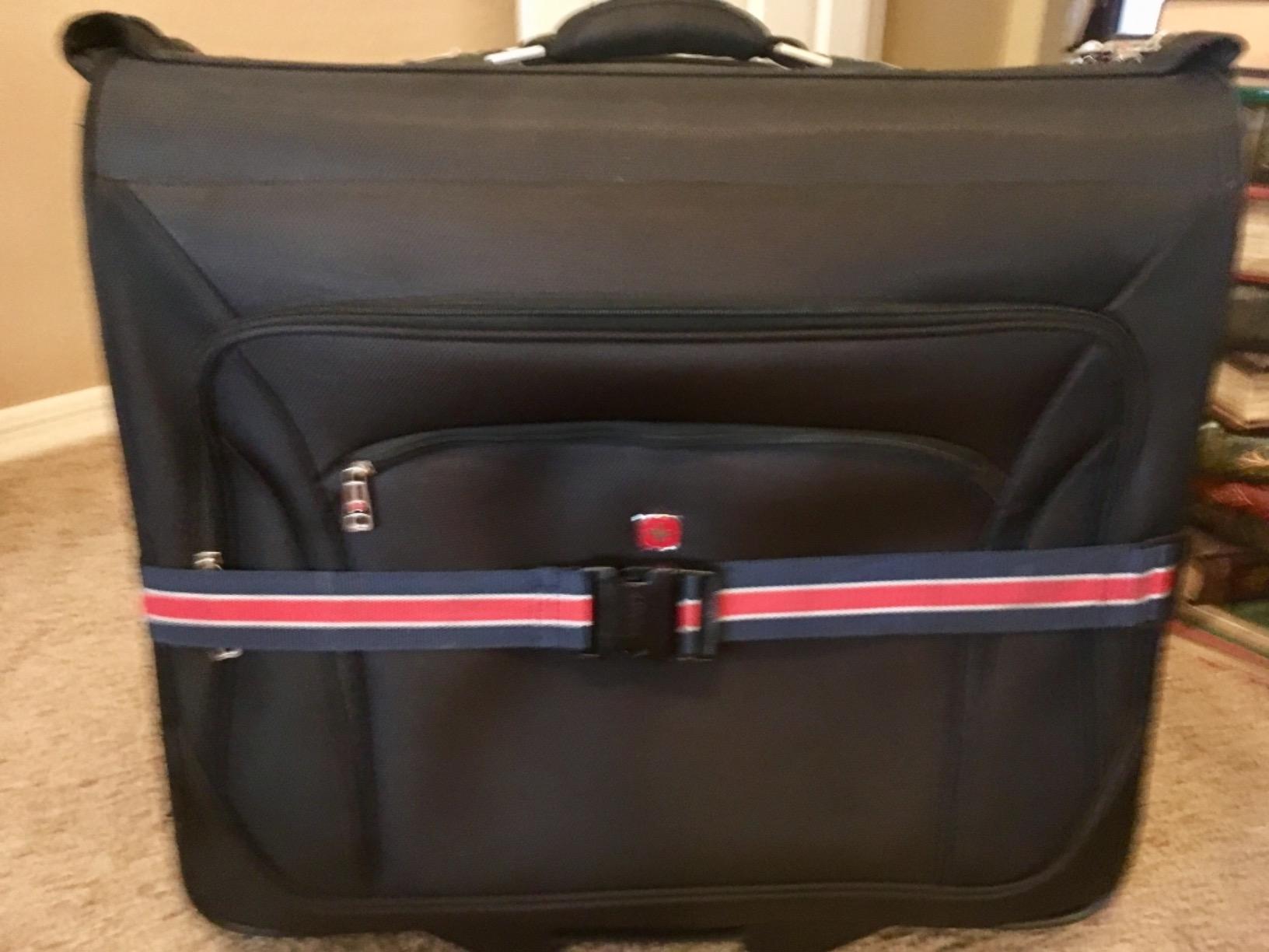 7895 Premium Rolling Garment Bag, Bonus Hanging Feature, Men's and Women's, 24-Inch Luggage - Black customer photo 1