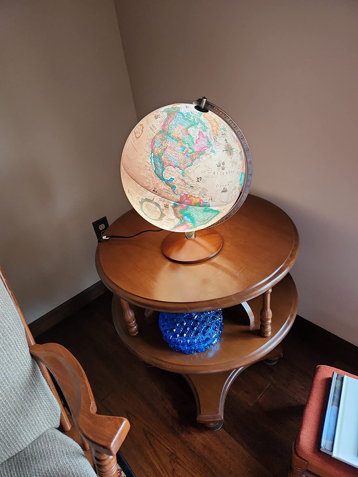 Replogle Illuminated World Globe with Stand, 12 Inch diameter light up globe with 3-D Raised Relief Texture, Made In USA customer photo 2