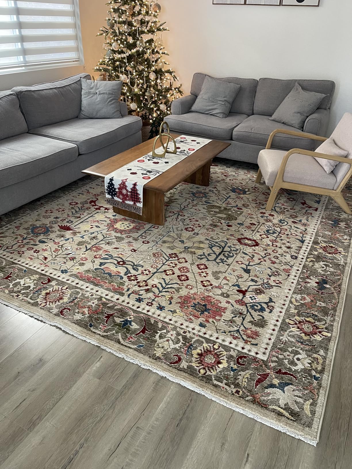 Kashan Collection Area Rug - 9' x 12'6