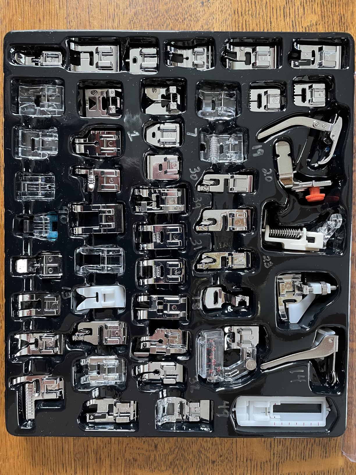 Aiskaer 48Pcs Sewing Machine Presser Feet Foot Set for Brother, Babylock, Singer, Janome, Elna, Toyota, New Home, Simplicity, Kenmore customer photo 1