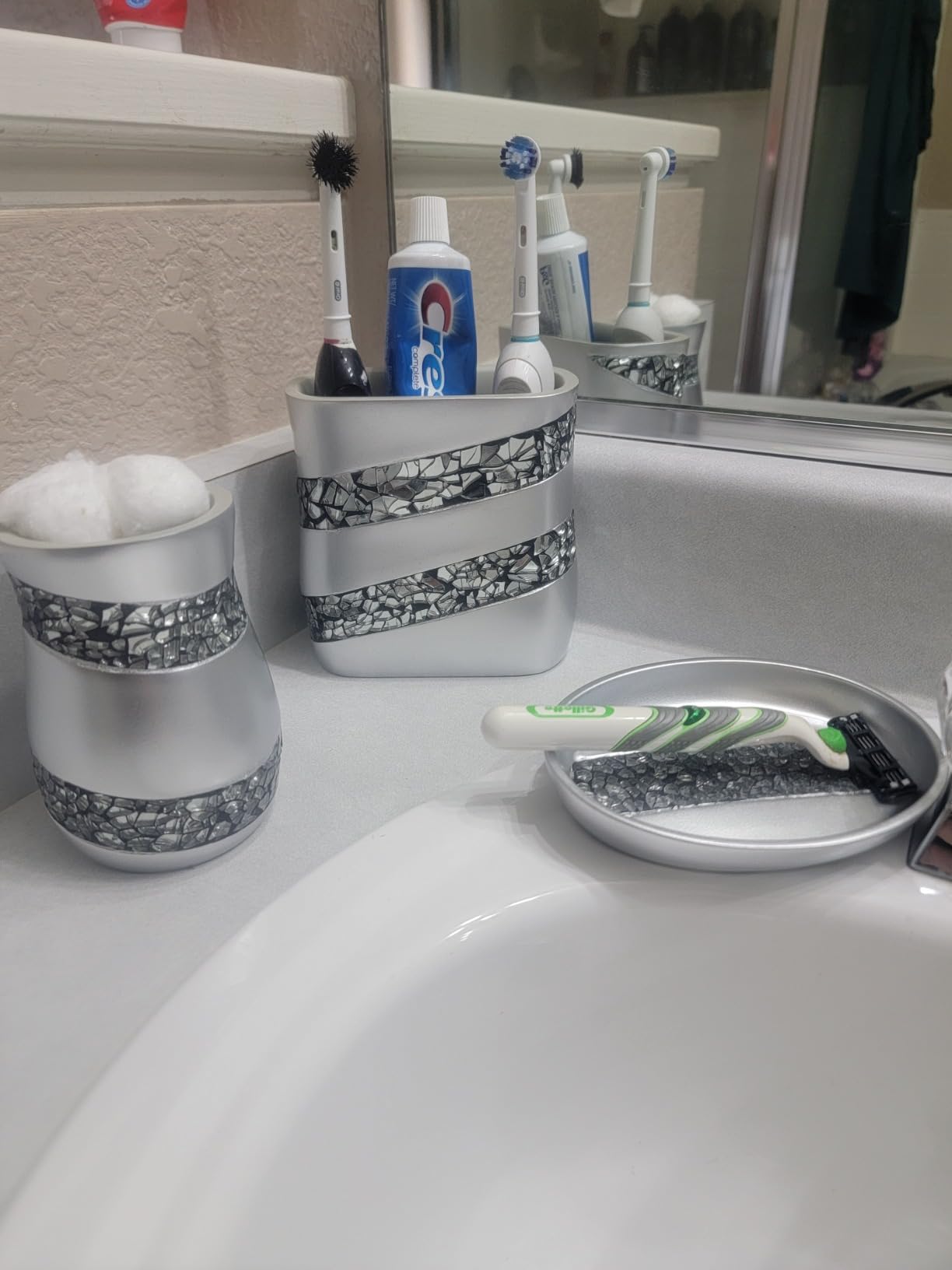 Creative Scents Silver Mosaic Bathroom Accessories Set Complete - 6 Piece Bathroom Set Includes: Bathroom Trash Can, Tissue Cover, Soap Dispenser, Toothbrush Holder, Tumbler & Soap Dish customer photo 1