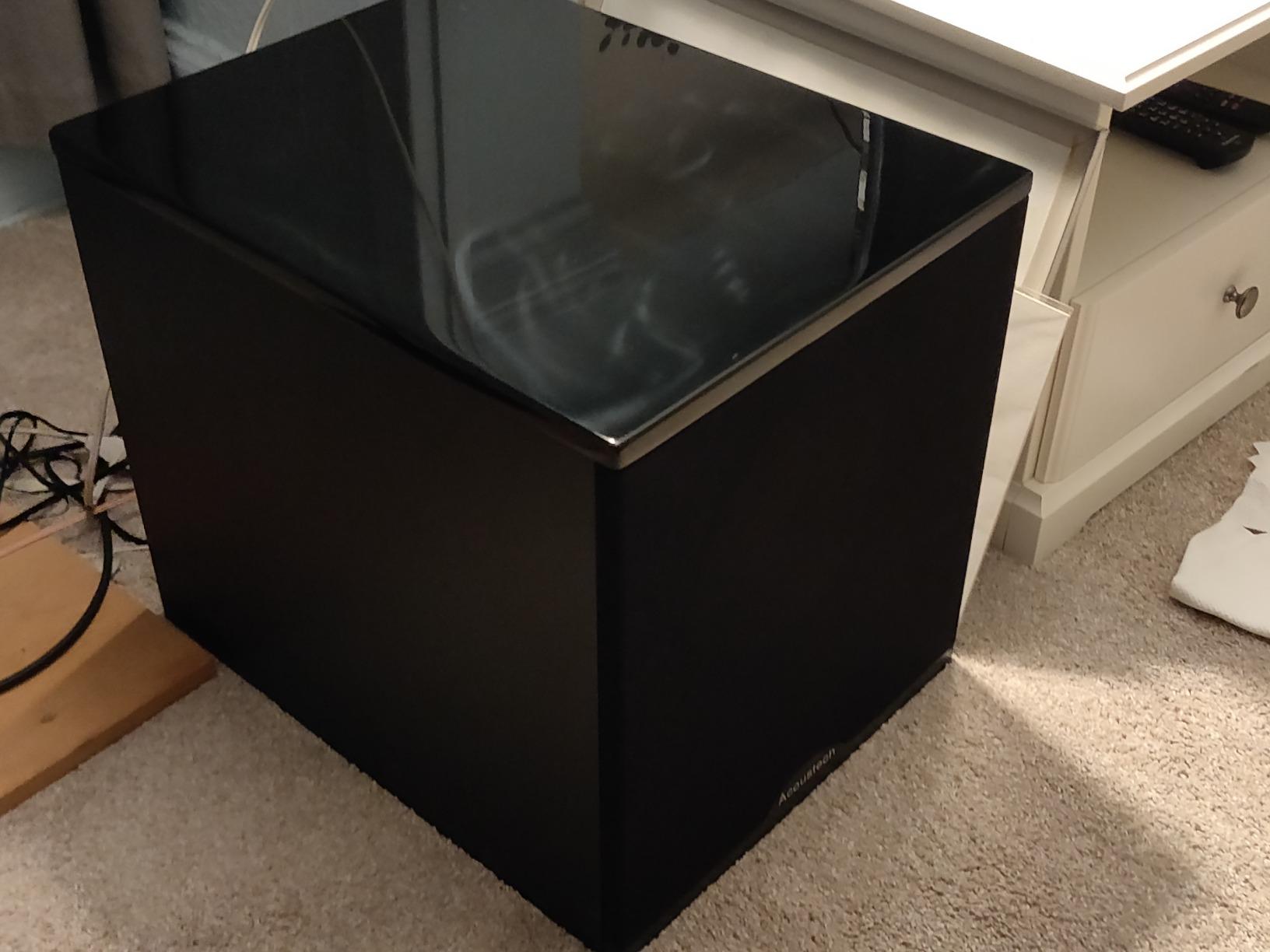 BIC Acoustech PL-200II Indoor 250-Watt-Continuous Powered Subwoofer customer photo 1