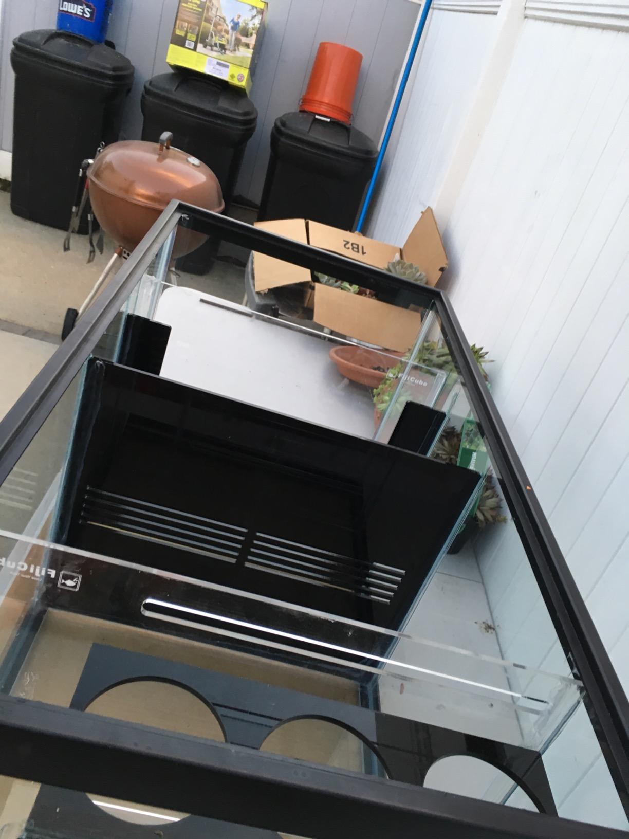 Fiji Cube Refugium Sump Baffle Kit (40 Gallon) customer photo 1