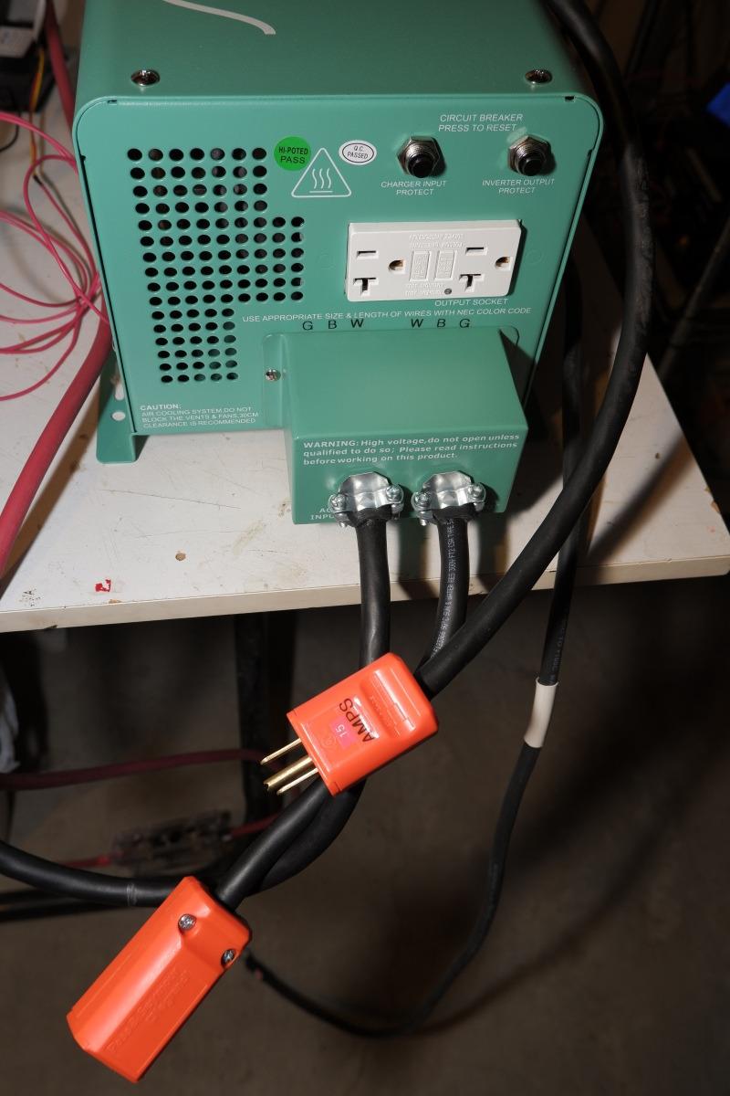AIMS Power 2500 Watt 12 VDC Pure Sine Inverter Charger 120 VAC Output 85A Charger 30A Transfer Switch PICOGLF25W12V120AL customer photo 2