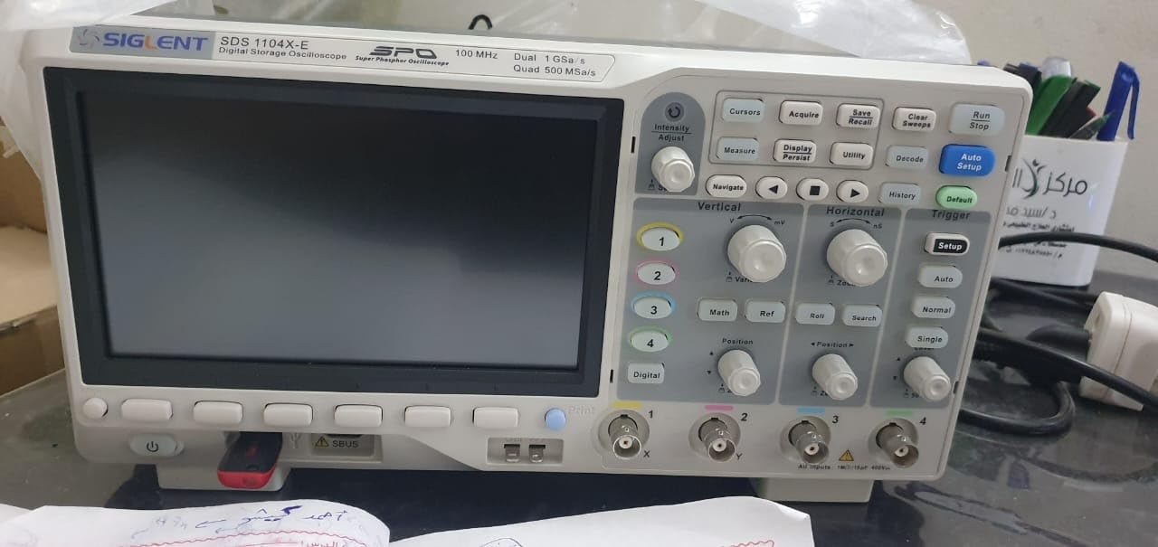 Siglent Technologies SDS1104X-E 100Mhz Digital Oscilloscope 4 Channels Standard Decoder customer photo 1