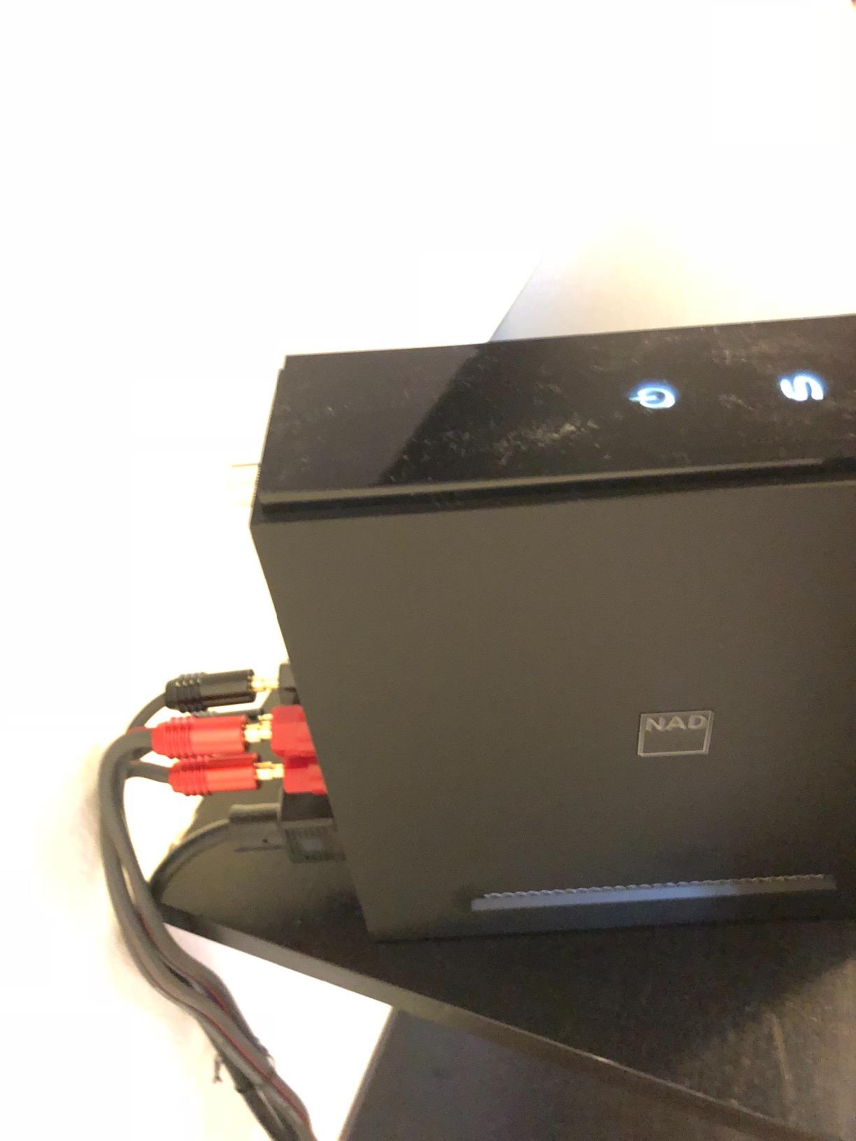 D 3020 V2 Hybrid Digital Integrated Amplifier - 24-Bit/192kHz DAC, Phono Input, Bluetooth aptX, & Subwoofer Out customer photo 2