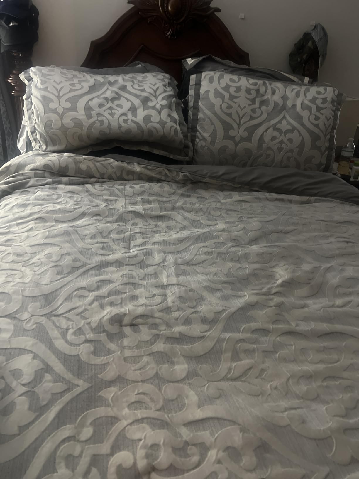 Madison Park Odette Cozy Comforter Set Jacquard Damask Medallion Design - Modern All Season, Down Alternative Bedding, Shams, Decorative Pillows, King (104 in x 92 in), Silver 8 Piece customer photo 2