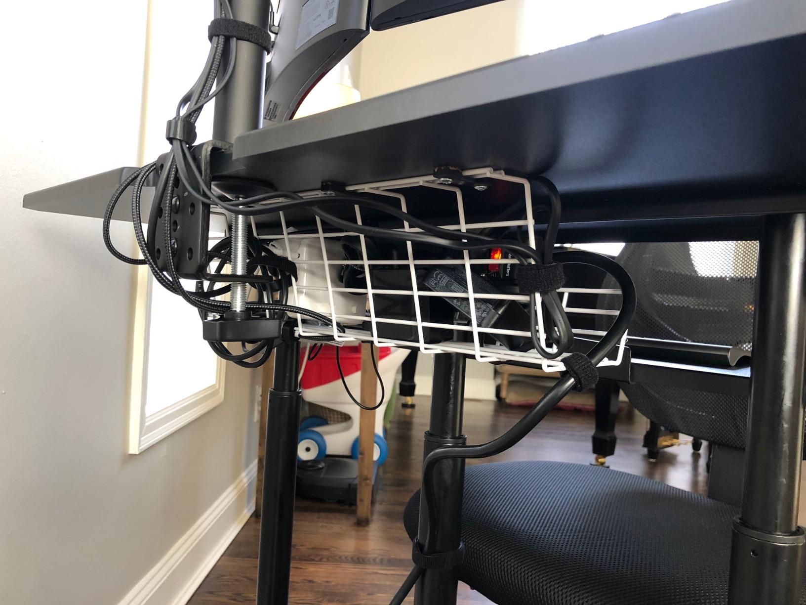 VIVO Mobile Height Adjustable Table, Stand Up Desk Cart with Sliding Keyboard Tray, Computer Workstation, Rolling Presentation Cart, Black, CART-V06A customer photo 2