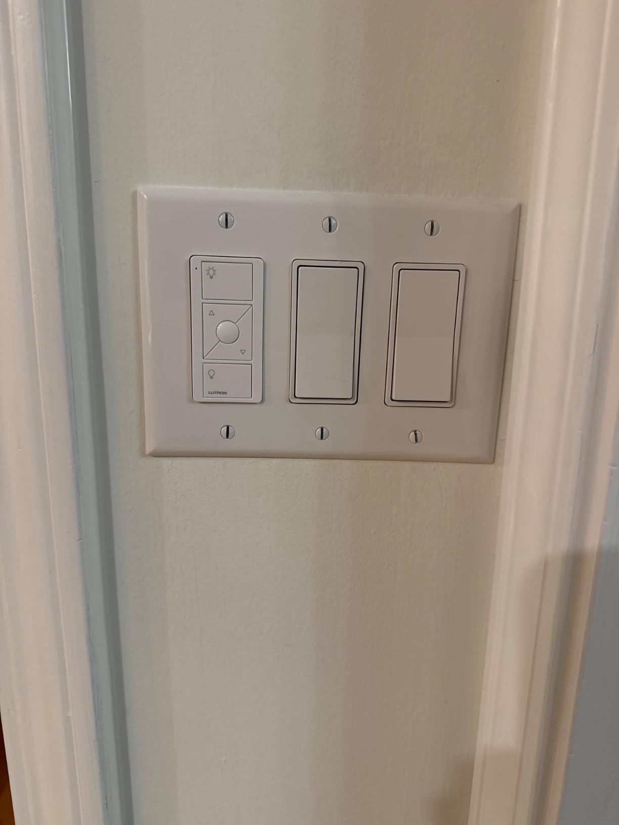 Lutron Caseta 3 Way Smart Dimmer Light Switch Kit with Pico Remote customer photo 2