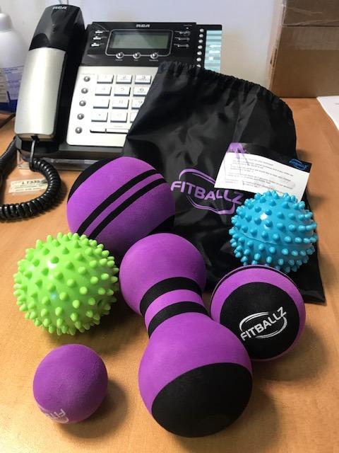 Myofascial Trigger Point Release & Deep Tissue Therapy Kit 6 Pack - Foam, Spiky & Peanut Balls in 3 Sizes customer photo 1