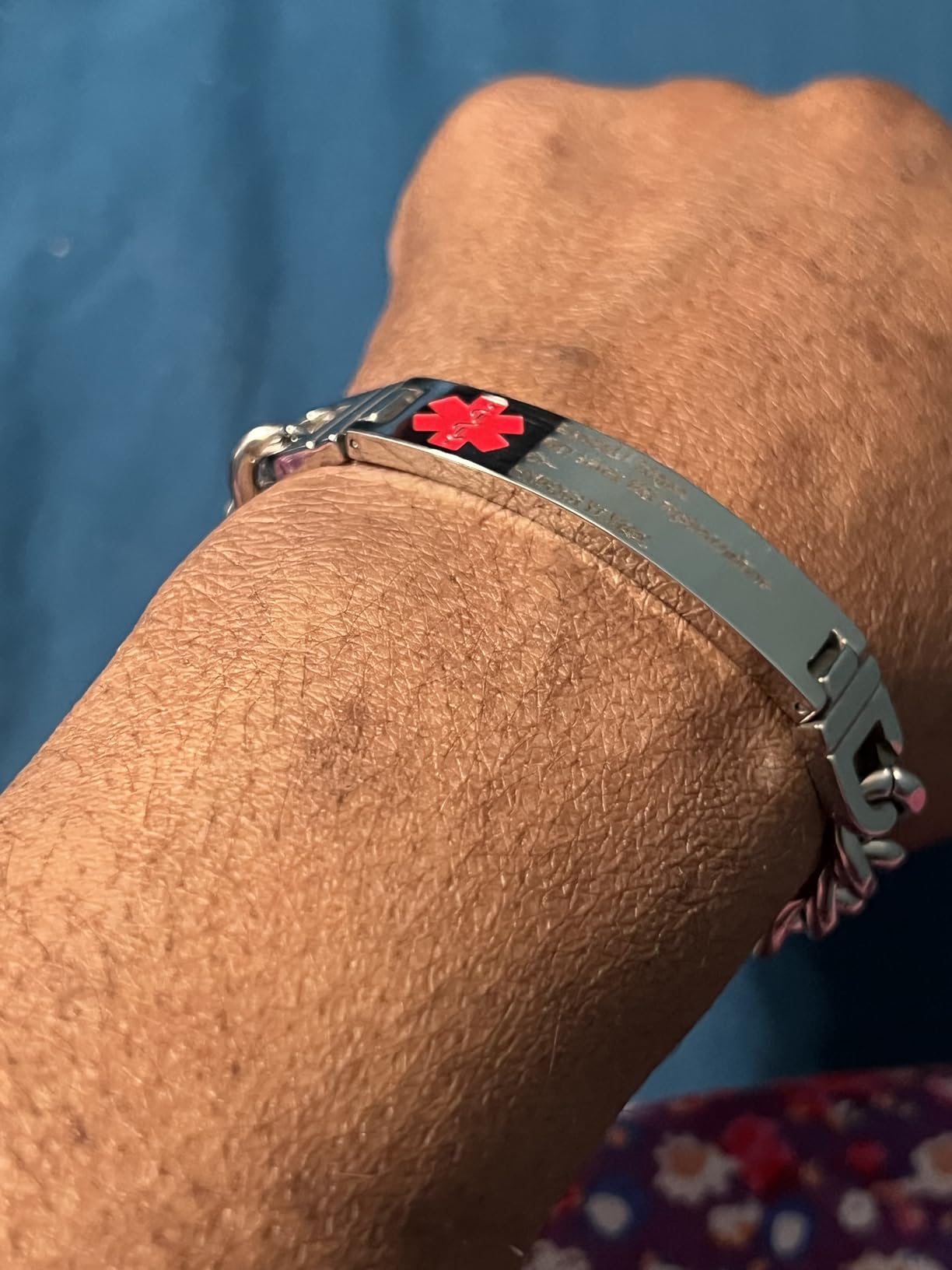 Lam Hub Fong Custom Emergency Medical Alert Bracelet - Free Engraving, Ships Next Day, Non-Tarnish Titanium Steel, Size 7.5-9.5 inches, Medical ID Bracelet for Men & Women, Durable & Comfortable customer photo 1
