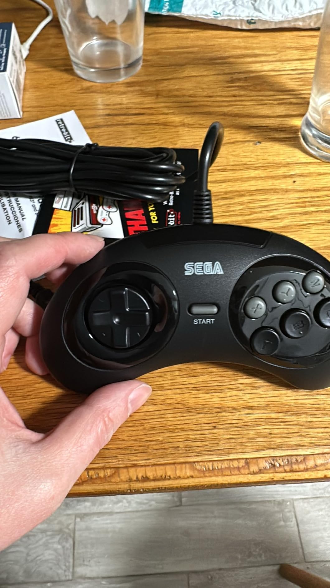 Retro-Bit Official Sega Genesis USB Controller 6-Button Arcade Pad for Sega Genesis Mini, PS3, PC, Mac, Steam, Switch - USB Port - (Black) customer photo 2