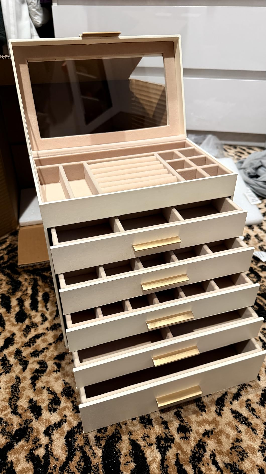 SONGMICS GISELLA Collection - Jewelry Box Organizer, 3-Layer Jewelry Storage with 2 Drawers, Shiny Metal Hardware, Glass Lid, Modern, 8 x 9.1 x 5.3 Inches, Cloud White and Gold Color UJBC239WT customer photo 2