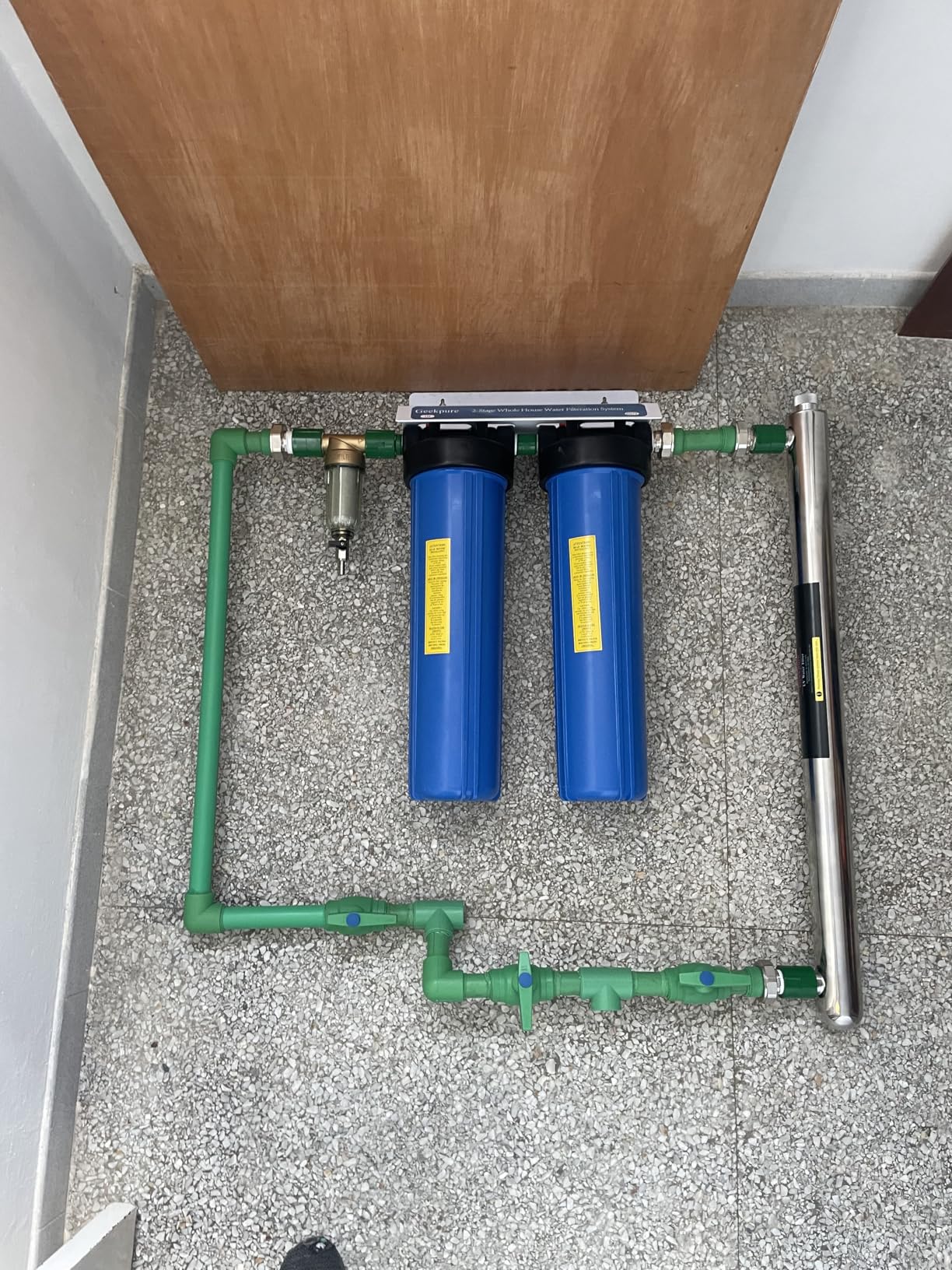 Geekpure 3 Stage Whole House Water Filter System with 4.5 x 20 Inch Housing 5 Micron PP Sediment + Carbon Filters +12 GPM UV Filter-1 Inch Brass NPT Port-Pack of 2 customer photo 1