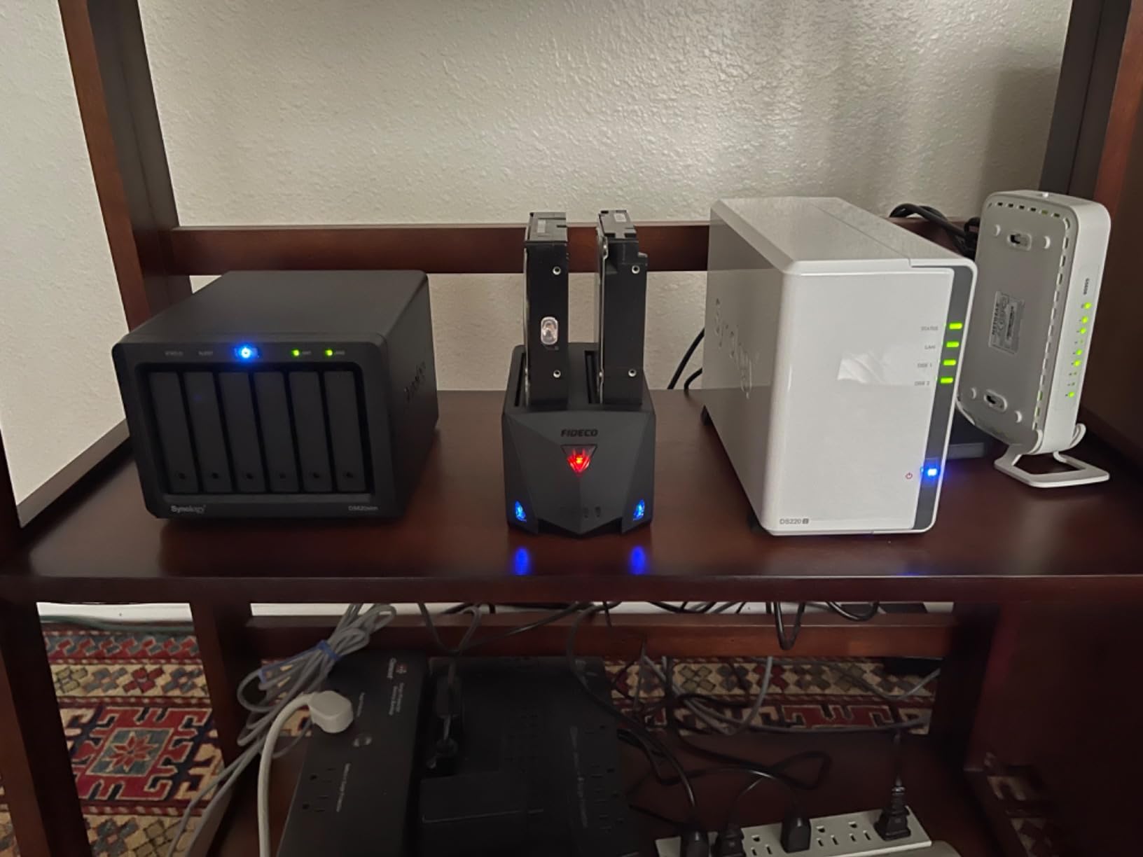 Synology 6 bay 2.5